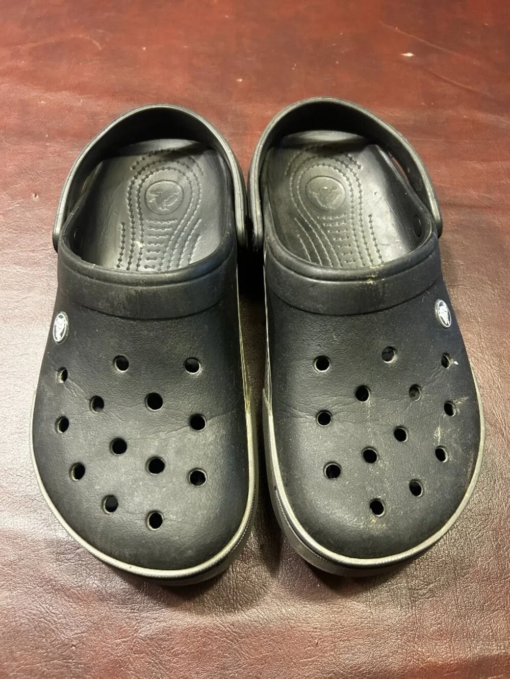 Black Size 8 Crocs in great condition